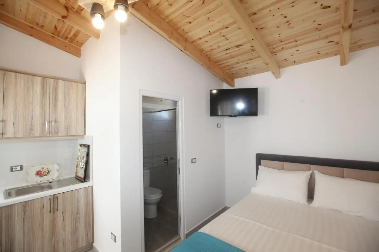 Apartment Villa Oden Ksamil